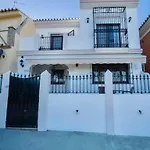 Prázdninový dům Preciosa Casa 4 Con Piscina Privada Estepona